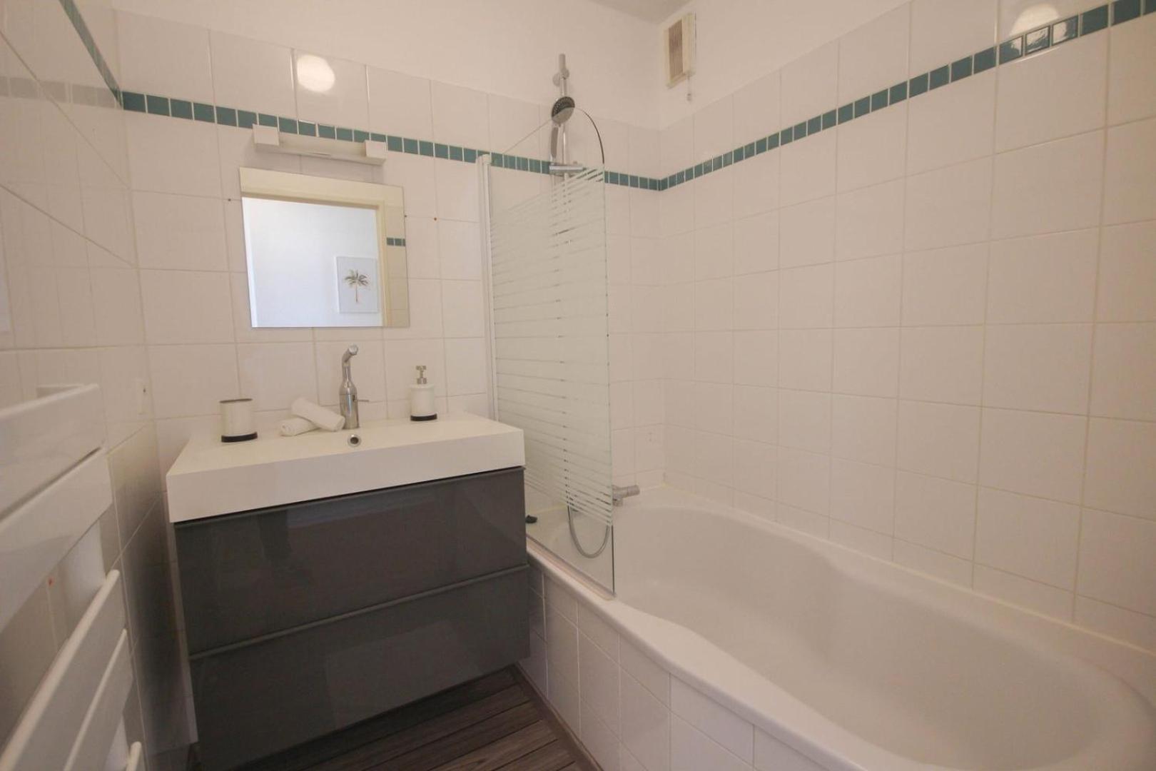 Apartment In Residence With Balcony And Parking Lilla Esterno foto